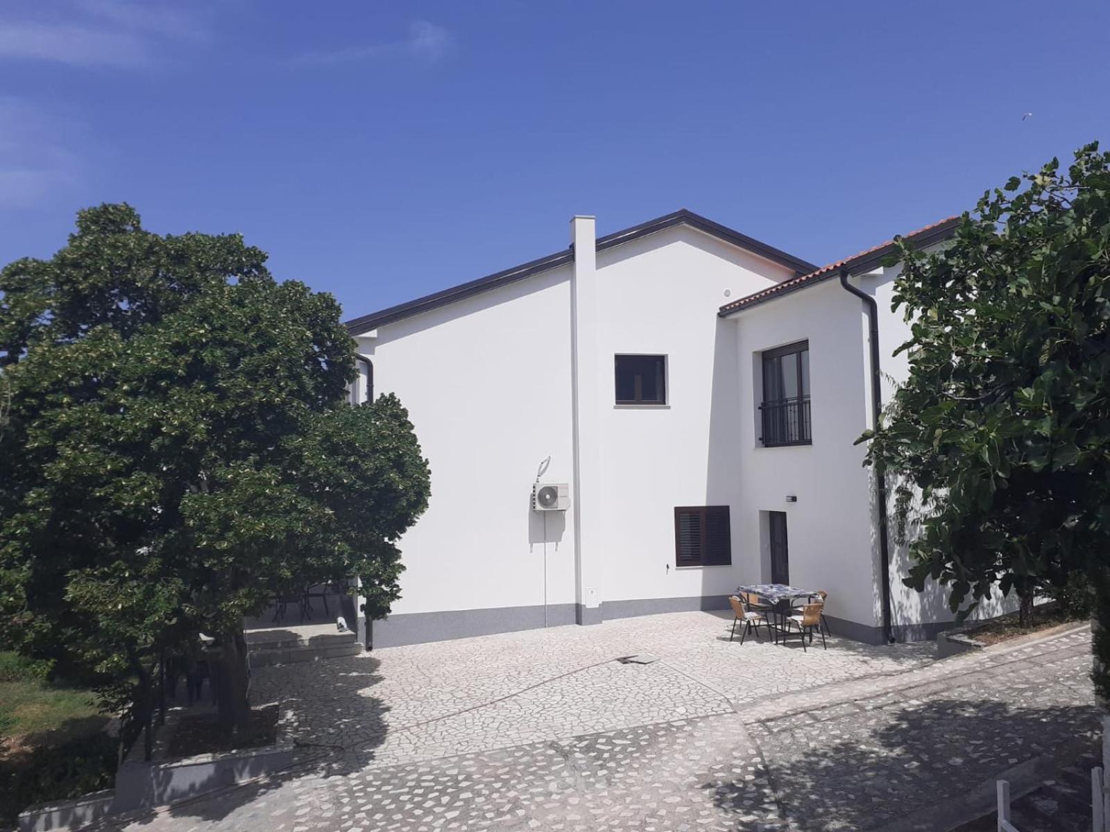 Apartmani "Mnm", Senj Сен Екстериор снимка